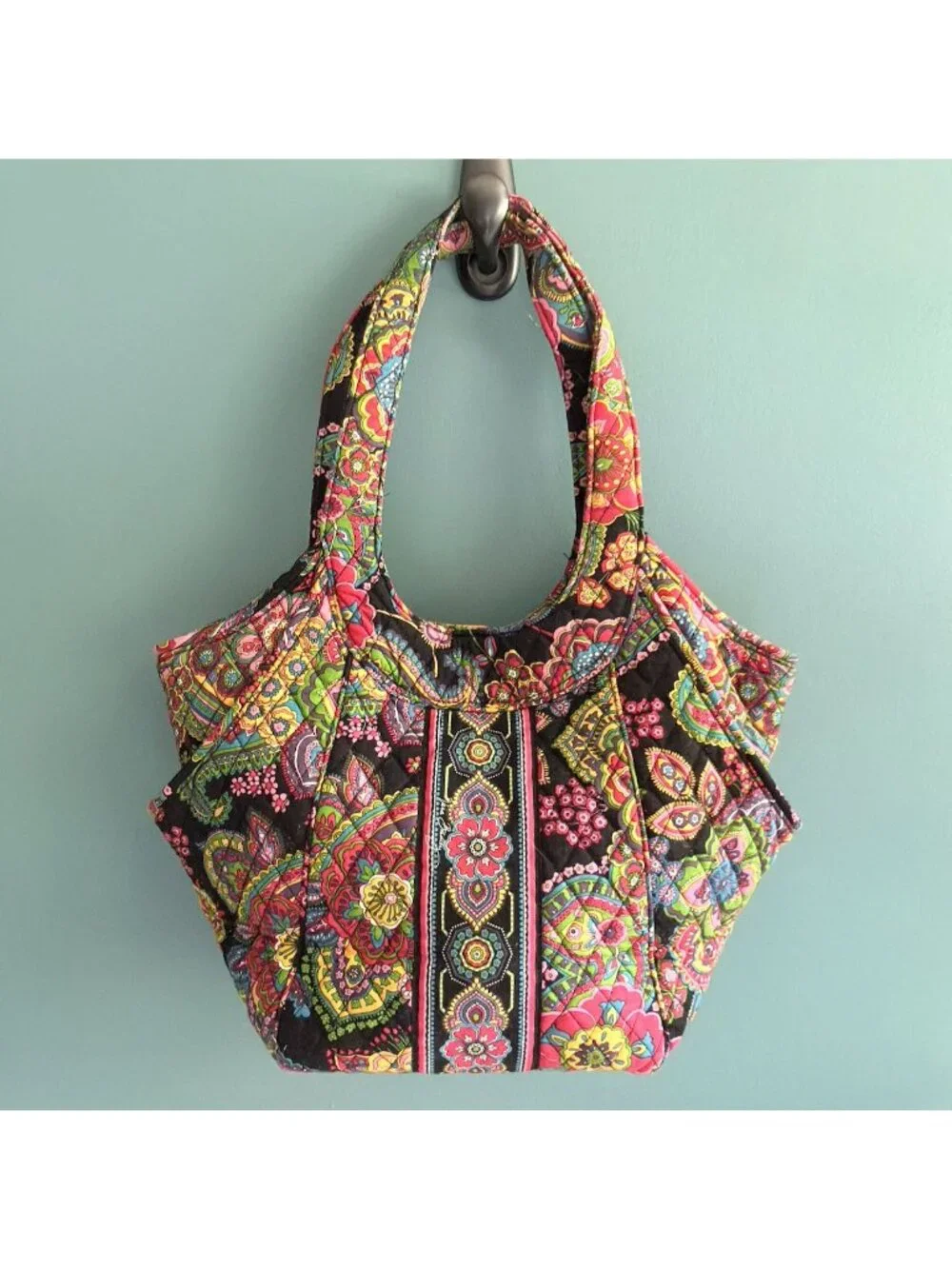 Retired Vera Bradley Hobo Bag Symphony In Hue Quilted Paisley Floral Vibrant Tot